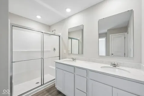 6242 Bunting Drive Indianapolis IN 46221