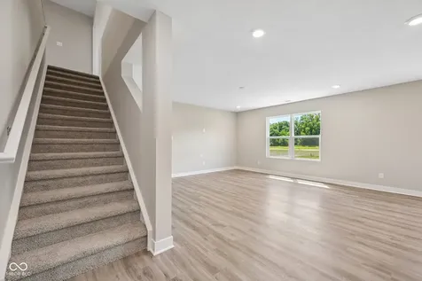 6242 Bunting Drive Indianapolis IN 46221