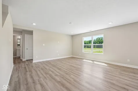 6242 Bunting Drive Indianapolis IN 46221