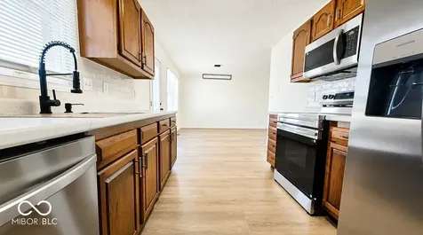 632 N Englewood Drive Crawfordsville IN 47933