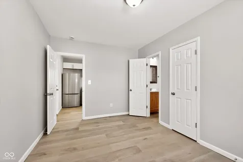 2037 Houston Street Indianapolis IN 46218