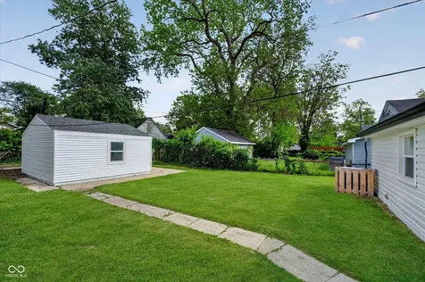 2037 Houston Street Indianapolis IN 46218
