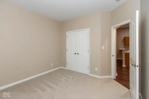 766 Shepherds Way Greenwood IN 46143