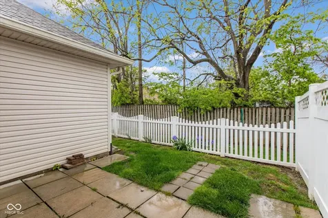 766 Shepherds Way Greenwood IN 46143