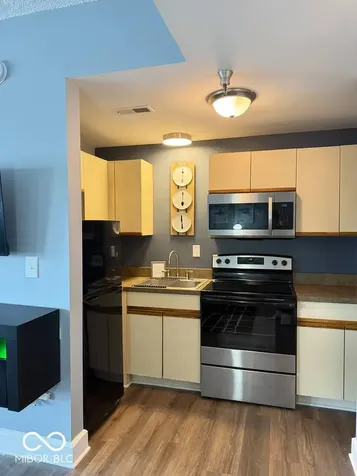 230 E 9th Street Indianapolis IN 46204