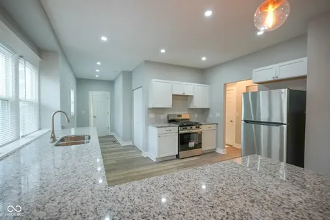 2915 Brookside Avenue Indianapolis IN 46218