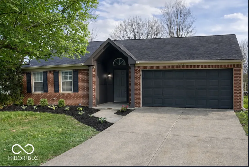 6815 Cherry Laurel Lane Fishers IN 46038