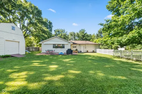 5769 Henderson Drive Brownsburg IN 46112