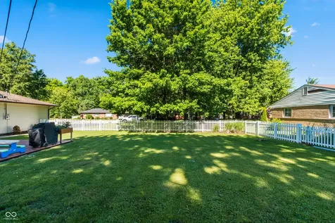 5769 Henderson Drive Brownsburg IN 46112