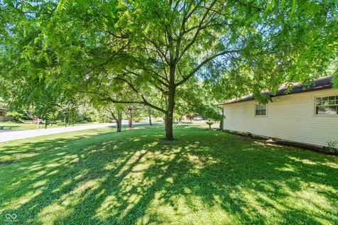 5769 Henderson Drive Brownsburg IN 46112