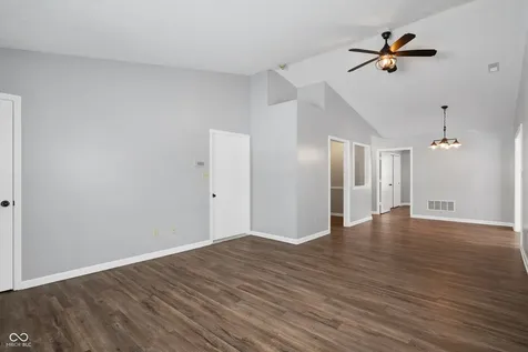 6643 S New Jersey Street Indianapolis IN 46227