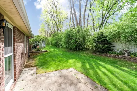 3939 Gray Pond Court Indianapolis IN 46237
