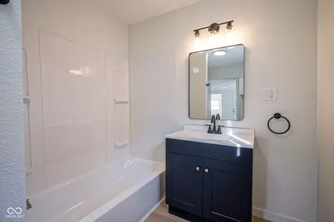 412 Main Street Elwood IN 46036