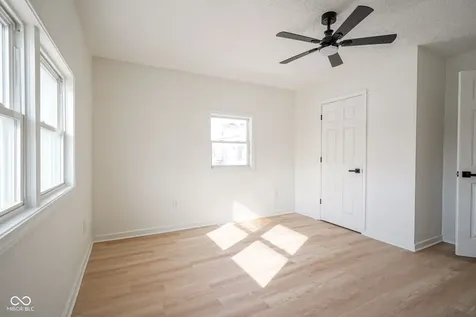 412 Main Street Elwood IN 46036