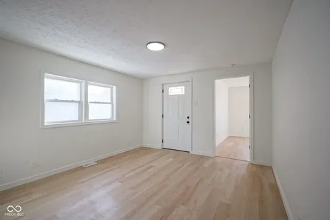 412 Main Street Elwood IN 46036