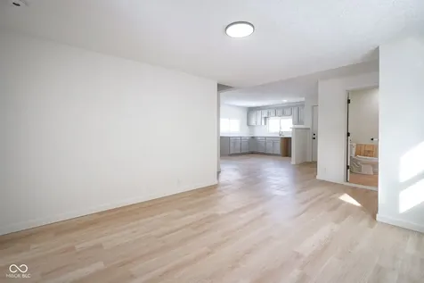 412 Main Street Elwood IN 46036