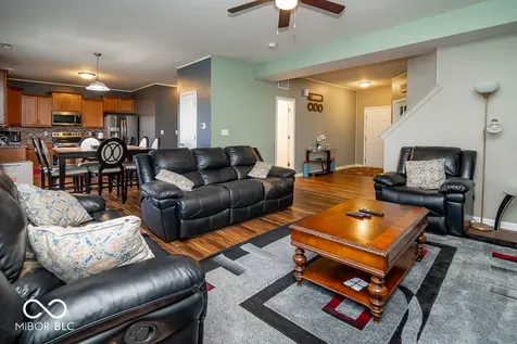834 Blue Ash Trail Greenwood IN 46143