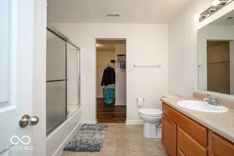 834 Blue Ash Trail Greenwood IN 46143