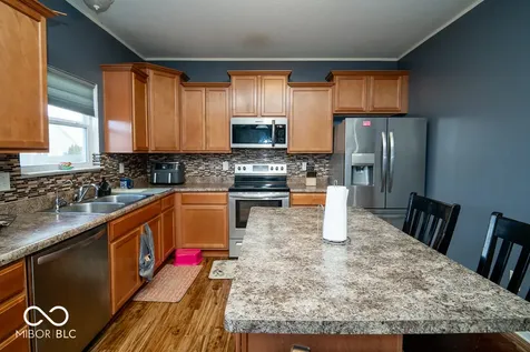 834 Blue Ash Trail Greenwood IN 46143