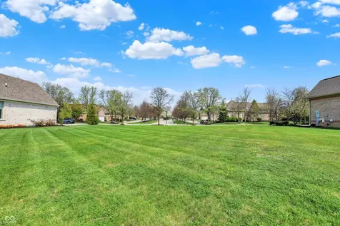 11995 Edgefield Drive Fishers IN 46037