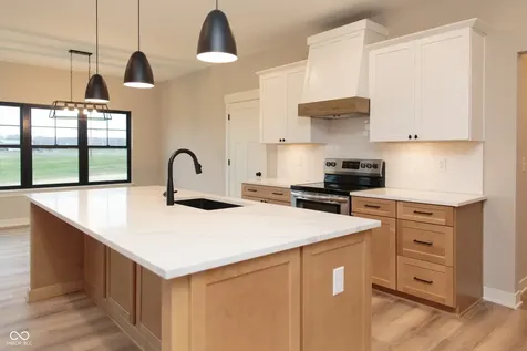 13562 Creekridge Lane Fishers IN 46055