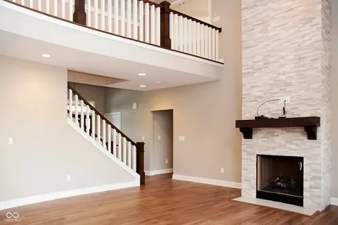 13562 Creekridge Lane Fishers IN 46055