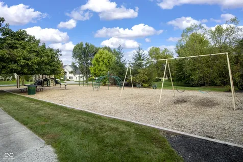 13562 Creekridge Lane Fishers IN 46055