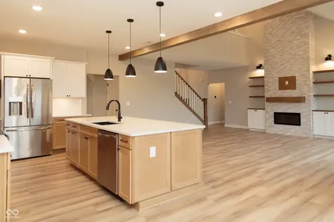 13562 Creekridge Lane Fishers IN 46055