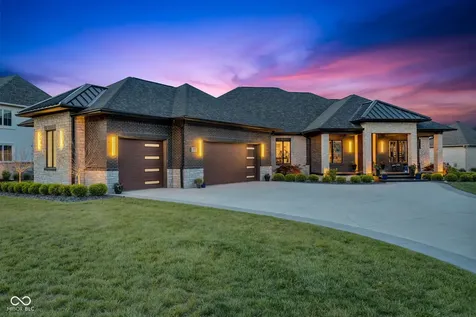 3995 Chapel Hill Court Bargersville IN 46106