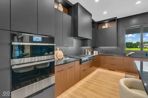 3995 Chapel Hill Court Bargersville IN 46106