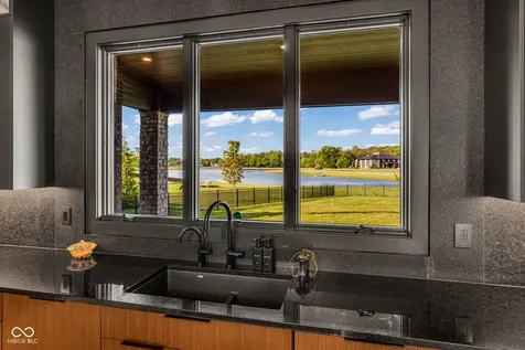 3995 Chapel Hill Court Bargersville IN 46106
