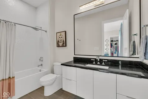 3995 Chapel Hill Court Bargersville IN 46106