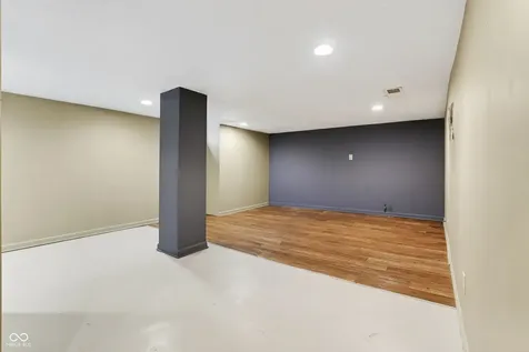 5608 N College Avenue Indianapolis IN 46220