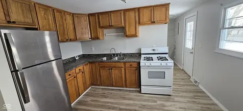 1913 Norwood Place Anderson IN 46011