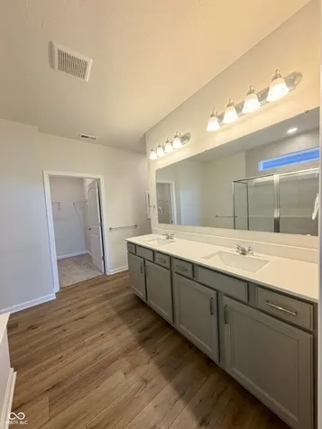 811 Daisy Street Greenwood IN 46143