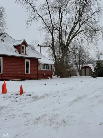 2115 S I Street Elwood IN 46036