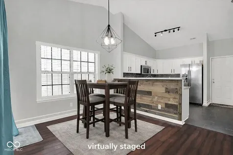 4625 Common Vista Circle Indianapolis IN 46220
