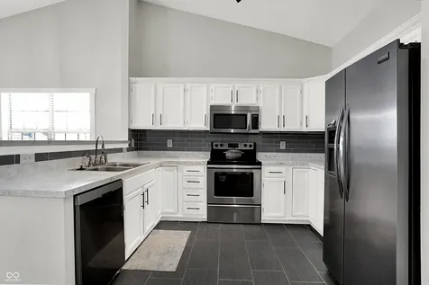 4625 Common Vista Circle Indianapolis IN 46220