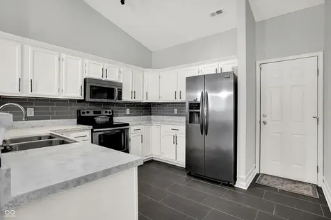 4625 Common Vista Circle Indianapolis IN 46220