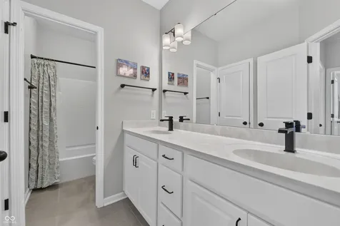 13376 Dorster Street Fishers IN 46037