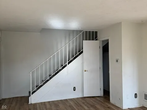 8367 Paso Del Norte Court Indianapolis IN 46227