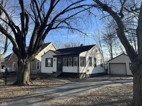 17 W 40th Street Anderson IN 46013