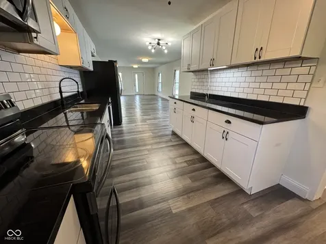 826 E Pleasant Run Parkway North Drive Indianapolis IN 46203