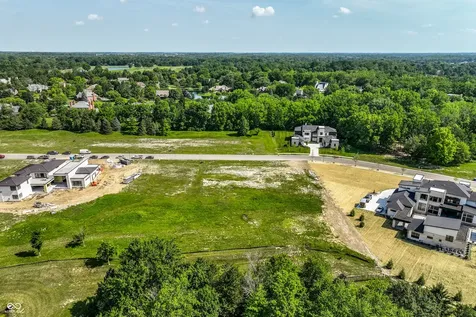 1611 Asherwood Lane Carmel IN 46032