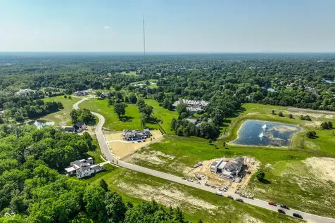 1611 Asherwood Lane Carmel IN 46032