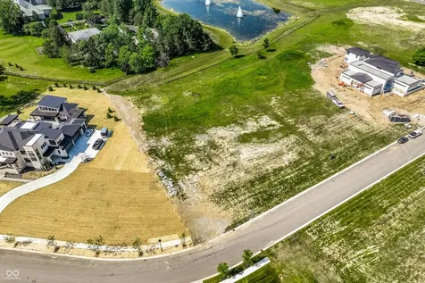 1611 Asherwood Lane Carmel IN 46032