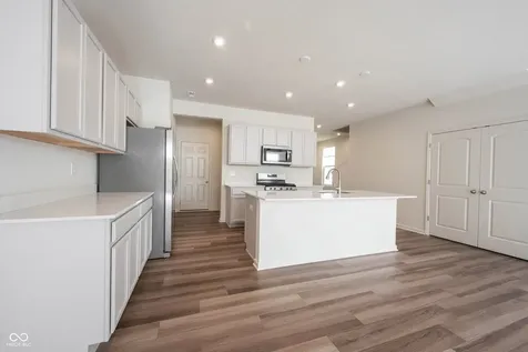 14257 Tenbury Way Fishers IN 46037