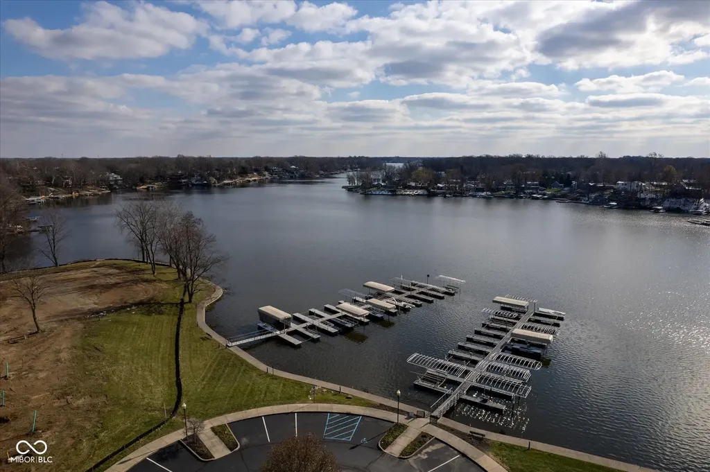 20971 Shoreline Court Noblesville IN 46062