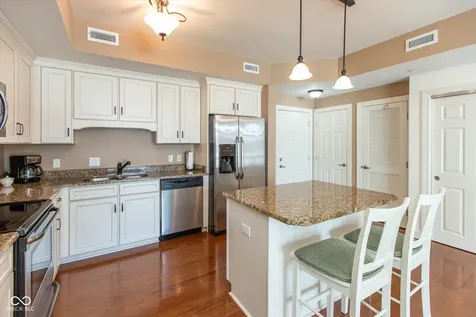 20971 Shoreline Court Noblesville IN 46062