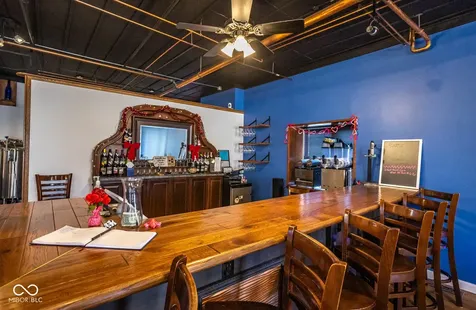 18 N Jefferson Street Knightstown IN 46148